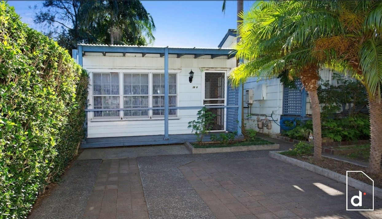 20a Beacon Avenue, Bulli NSW 2516