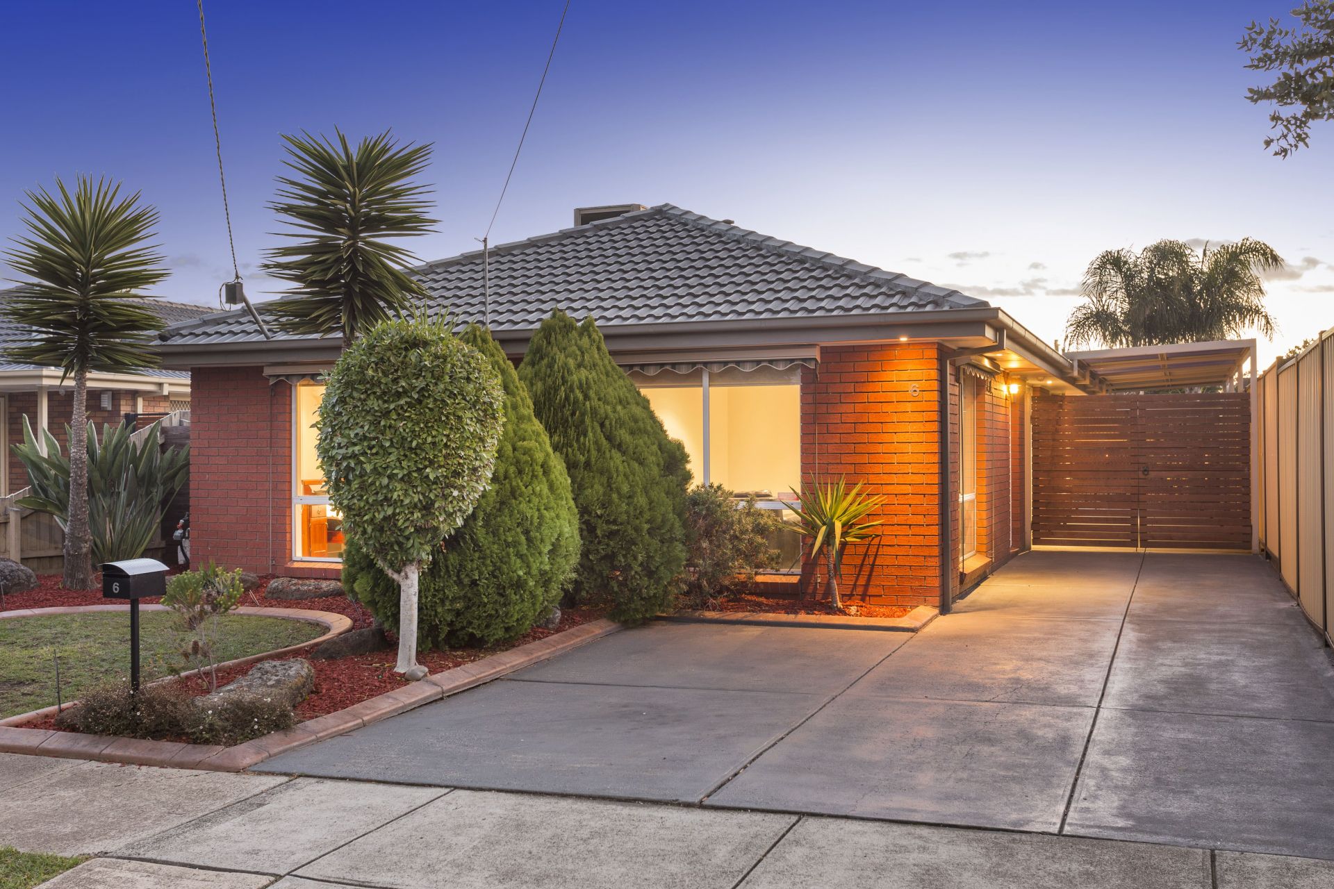 6 Southwick Boulevard, Altona Meadows - Thumbnail 2