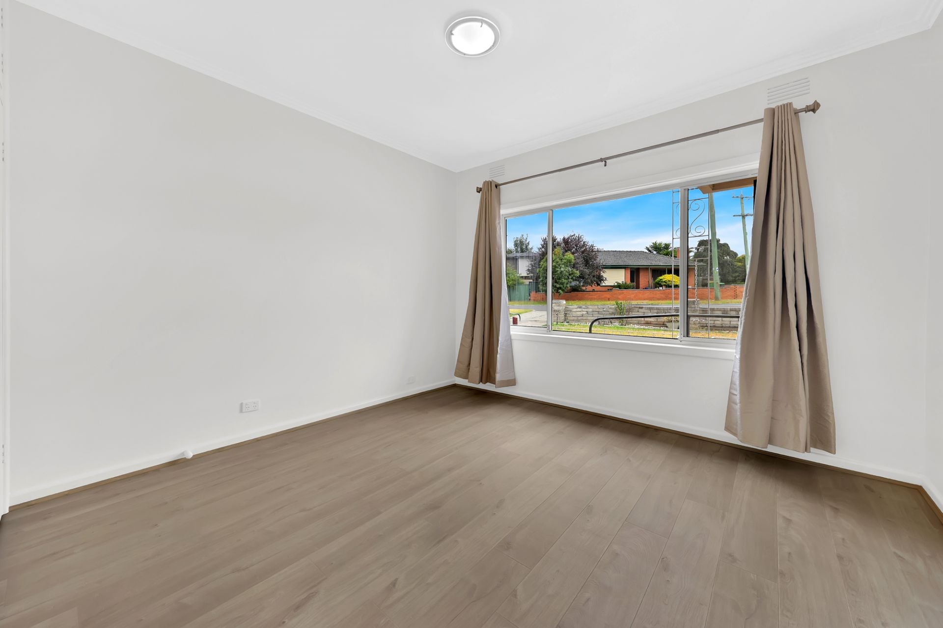 Fully Renovated. Inspection a must!