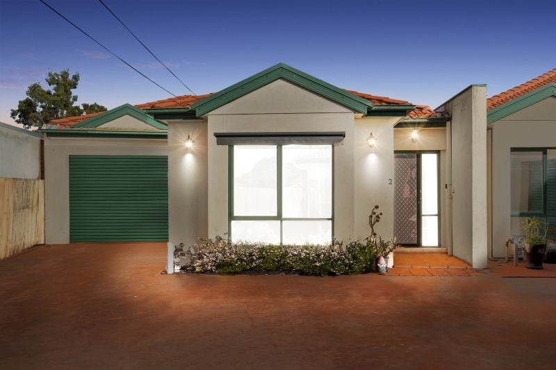 2/47 Burbank Drive, Reservoir