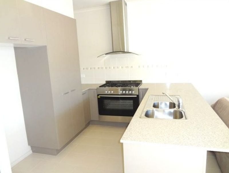 26 Zinnober Garden, Epping