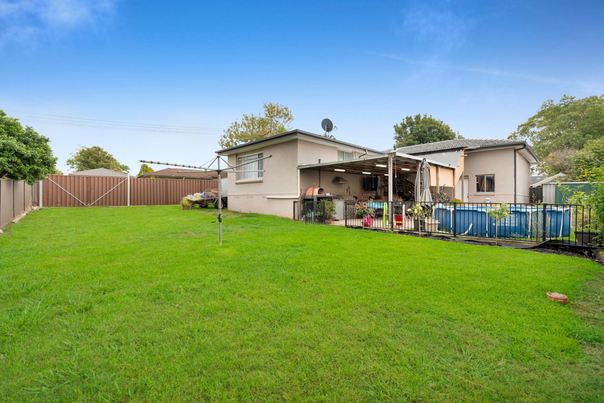 6 Macleay Street, Bradbury, Bradbury - Thumbnail 2