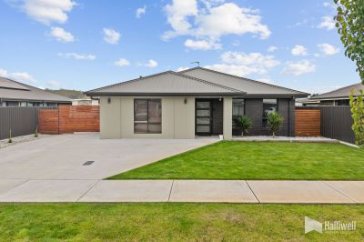 21 Ayrshire Avenue, Latrobe, Latrobe - Thumbnail 3