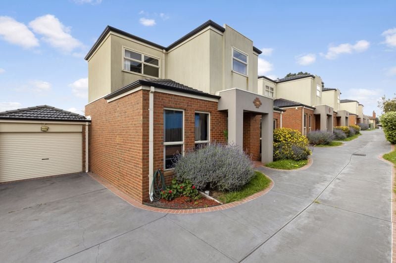 6/31 Old Plenty Road, South Morang