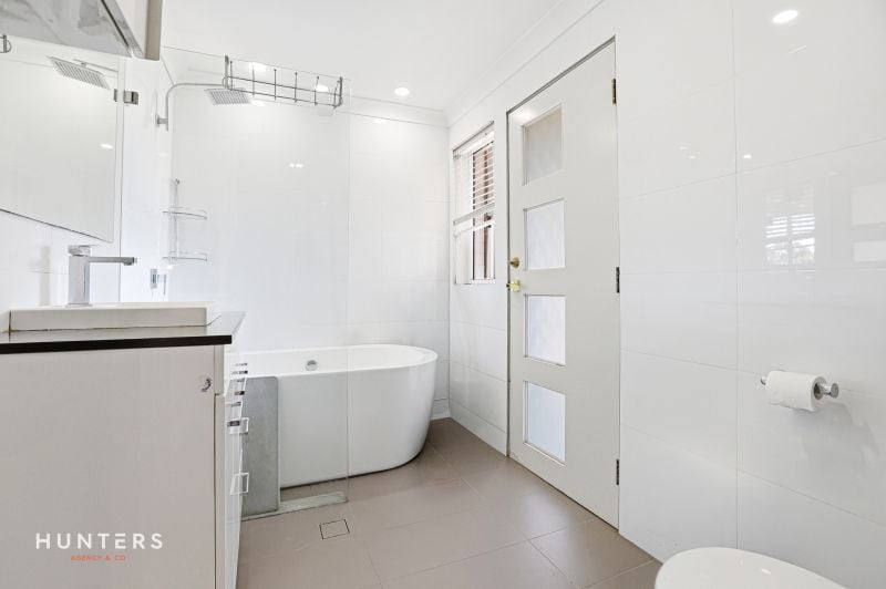 111 Chepstow Drive, Castle Hill