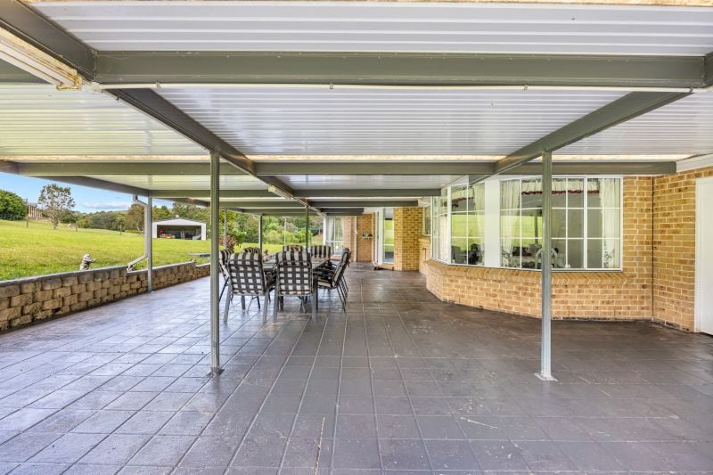 Your Country Escape Awaits in The Oaks