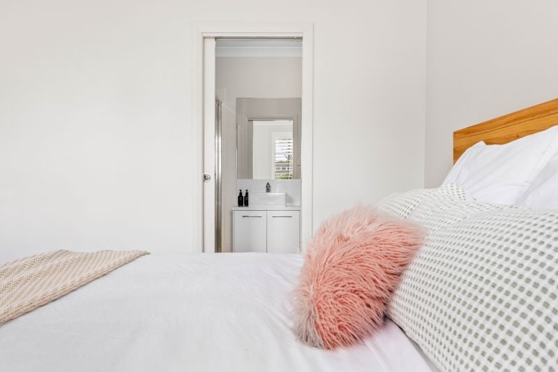 An immaculate and low maintenance living