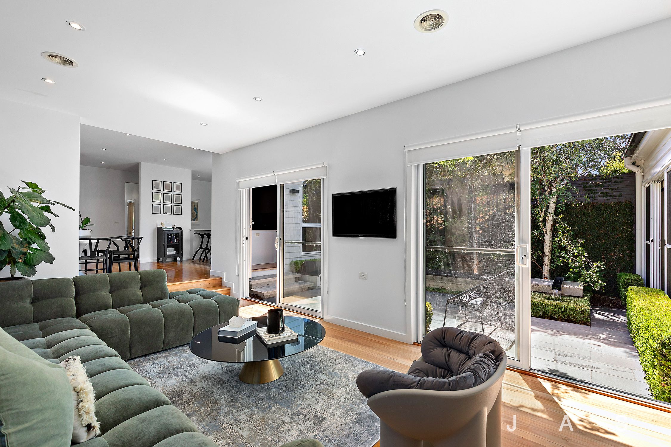 35 Chirnside Street, Kingsville, Kingsville - Thumbnail 3