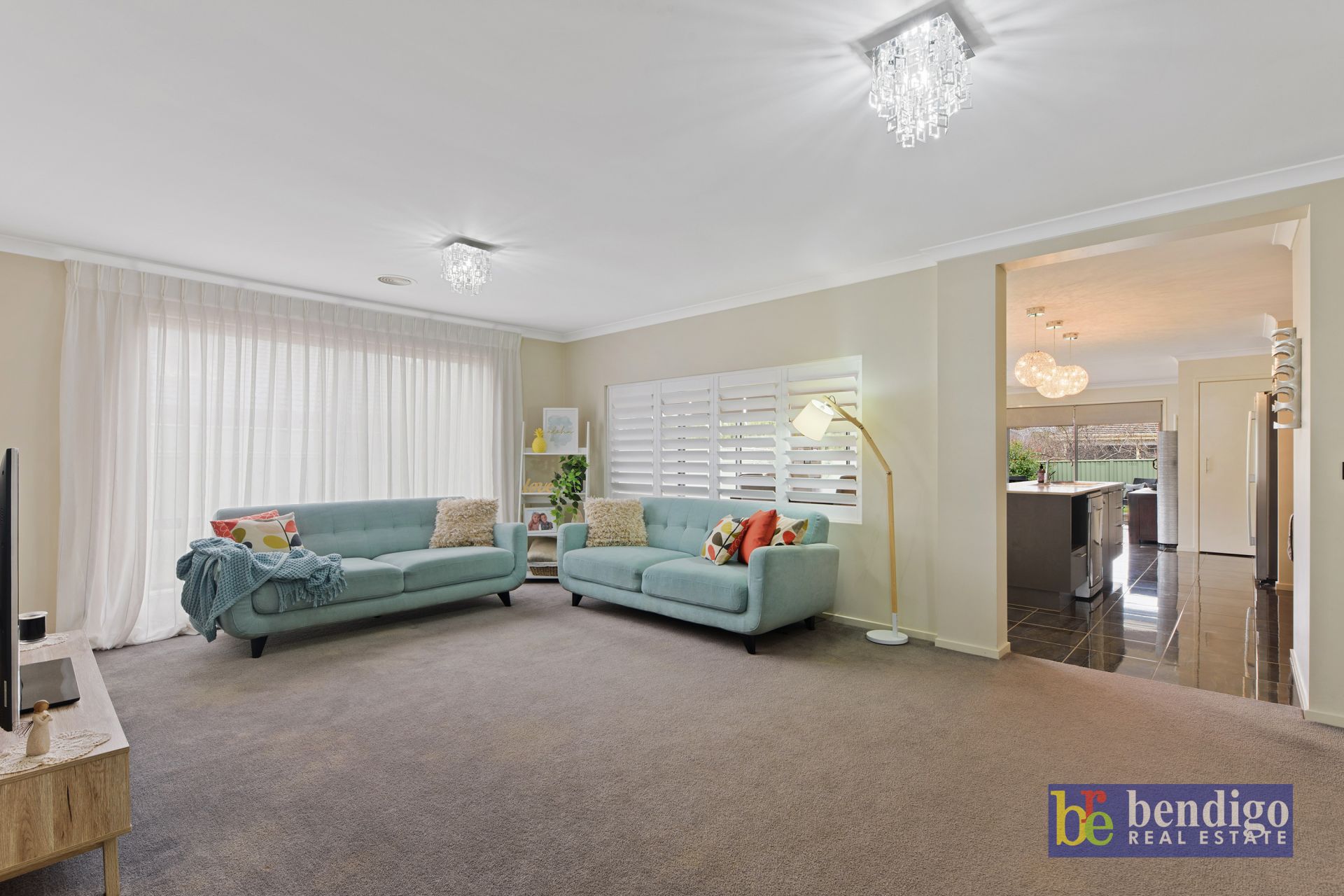 11 Roxburgh Crescent Junortoun VIC, Junortoun - Thumbnail 2