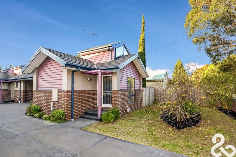 1/102 McMahon Road, Reservoir