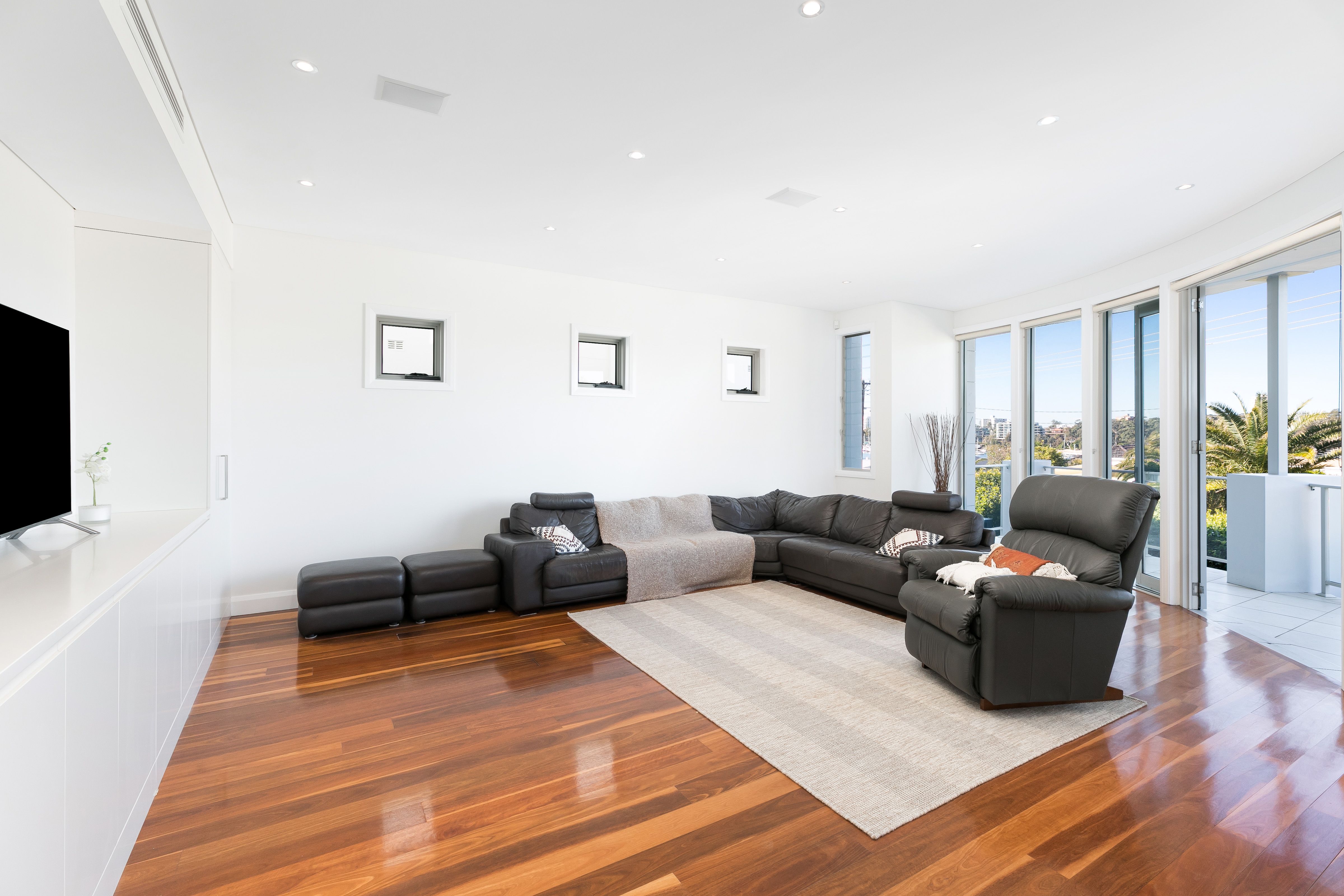 3 Hazel Place BURRANEER 2230