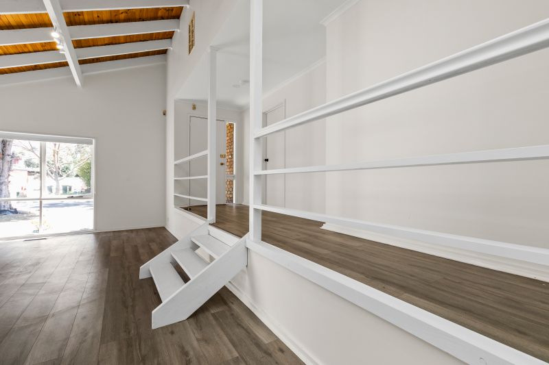 9 Devlin Court, Mill Park