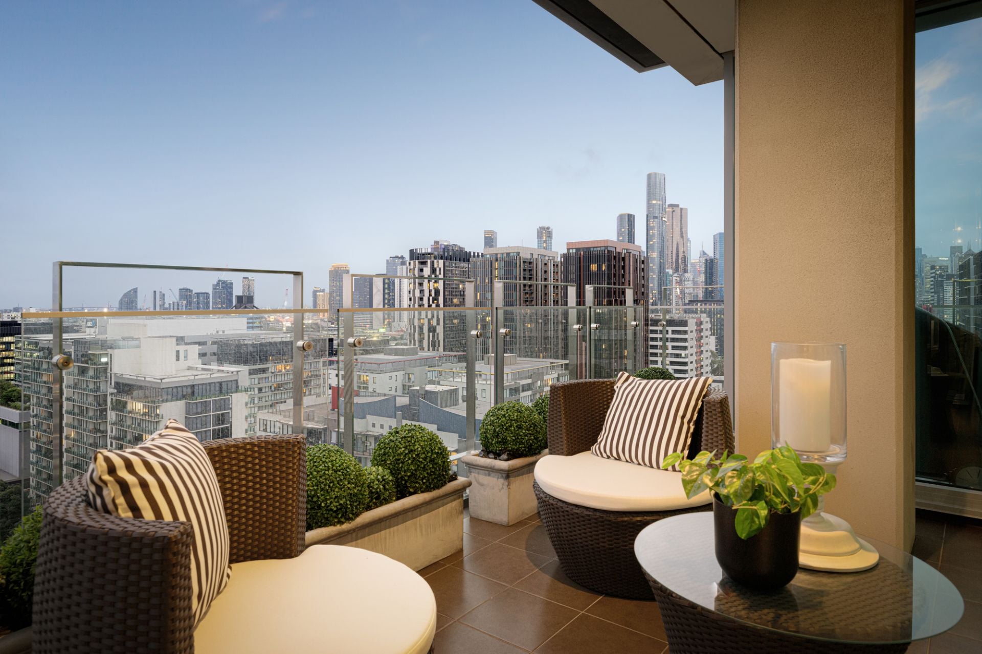 1703/368 St Kilda Road, Melbourne, Melbourne - Thumbnail 5