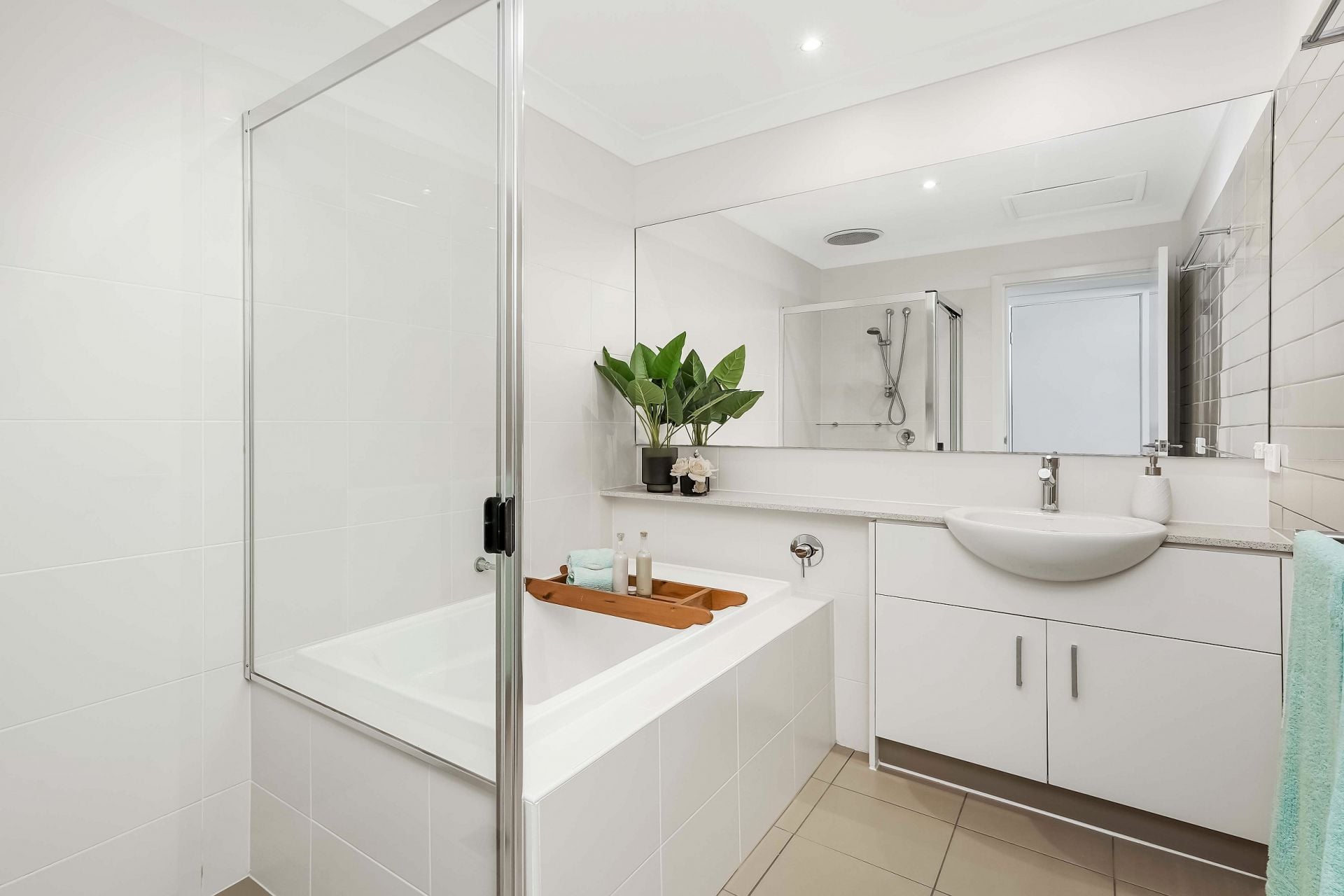 33/2 Brunswick Road, Terrigal, Terrigal - Image 1