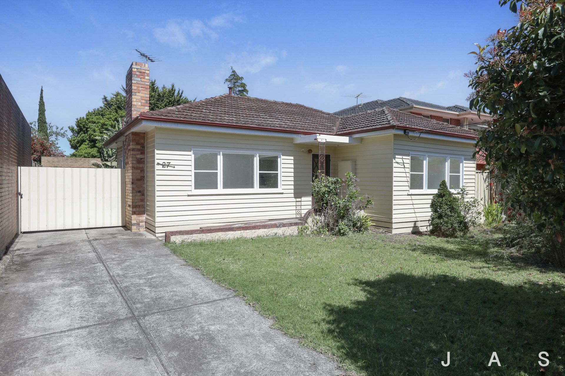 27 Maidstone Street Altona VIC, Altona - Thumbnail 2