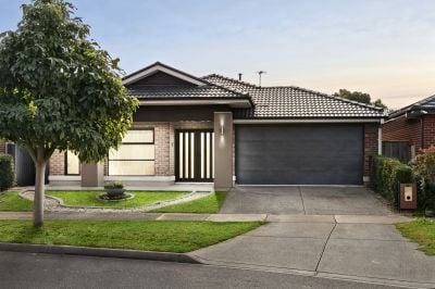 Doreen 20 Lochran Road