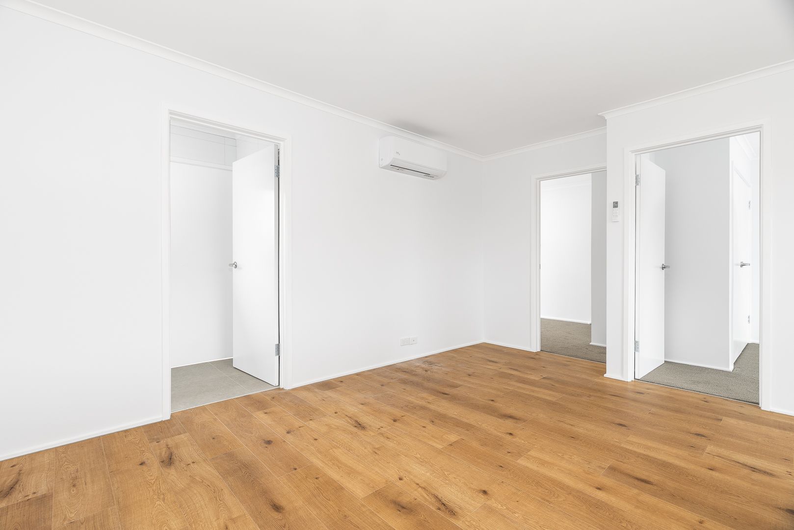 LOW MAINTENANCE 2 BEDROOM