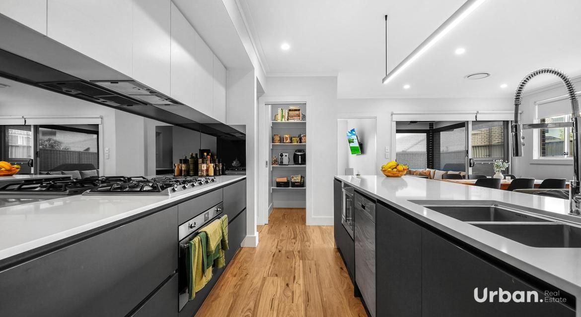 Denham Court 32 Needlebush Avenue