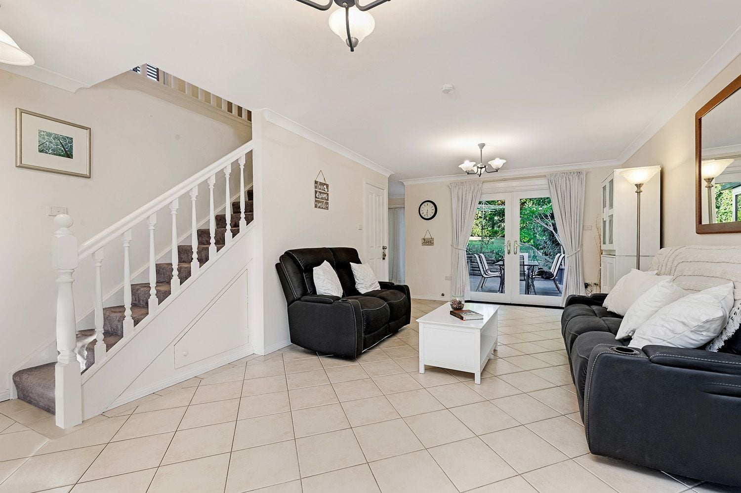 16 Doulton Drive, Cherrybrook, Cherrybrook - Thumbnail 4
