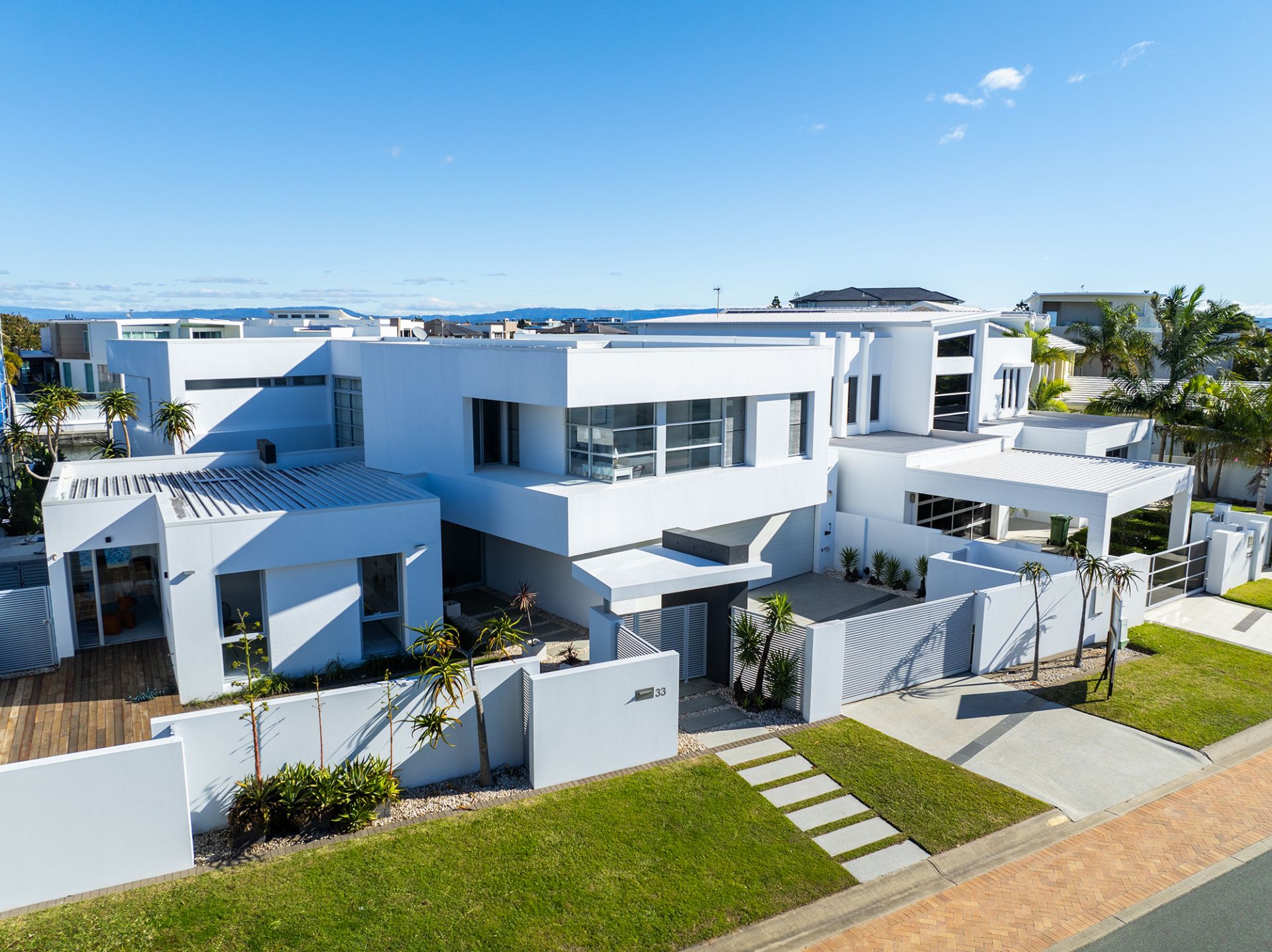 33 Knightsbridge Parade East, Sovereign Islands - Thumbnail 4