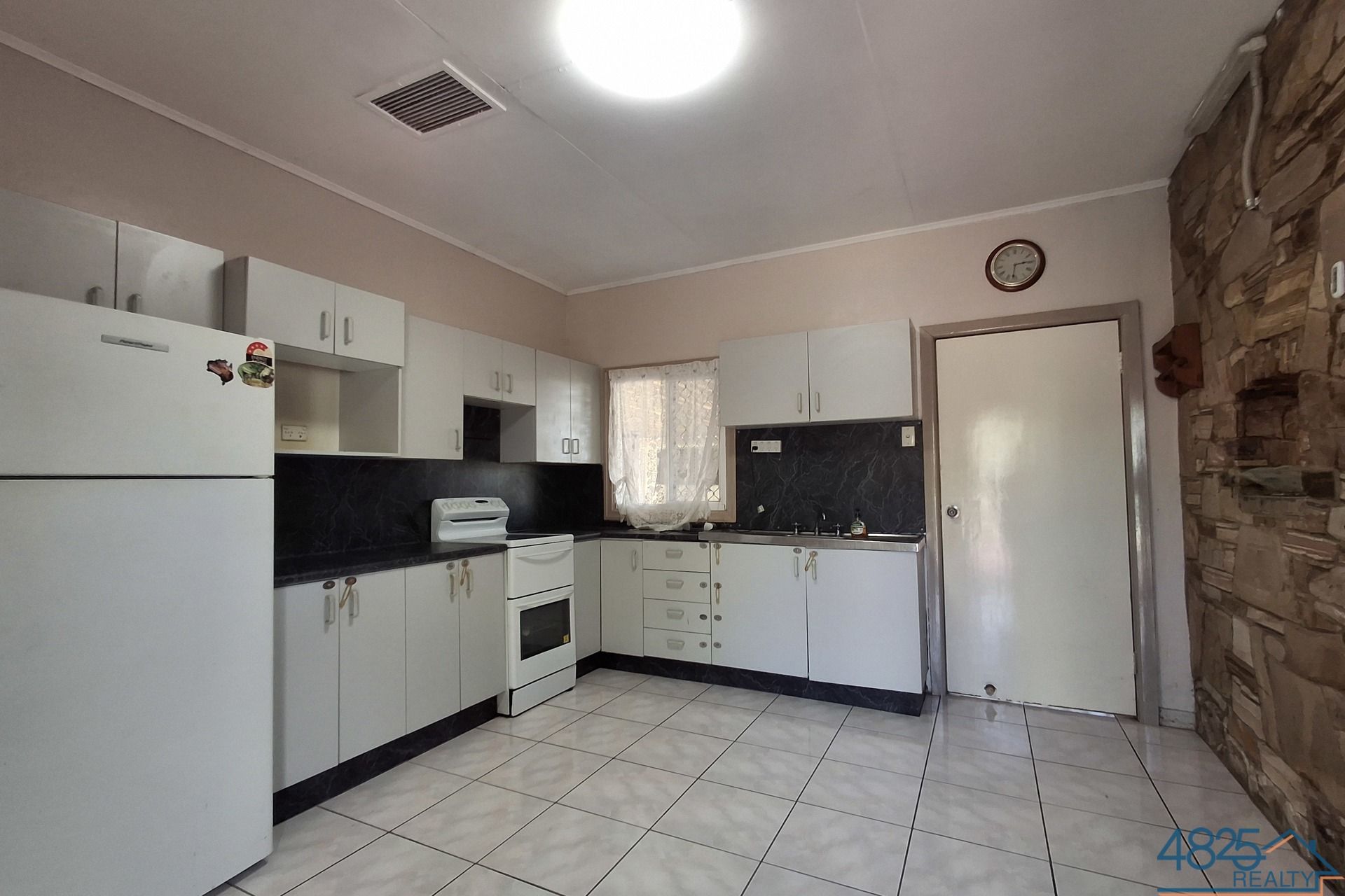 1 Milthorpe Drive Mount Isa QLD, Mount Isa City - Thumbnail 5