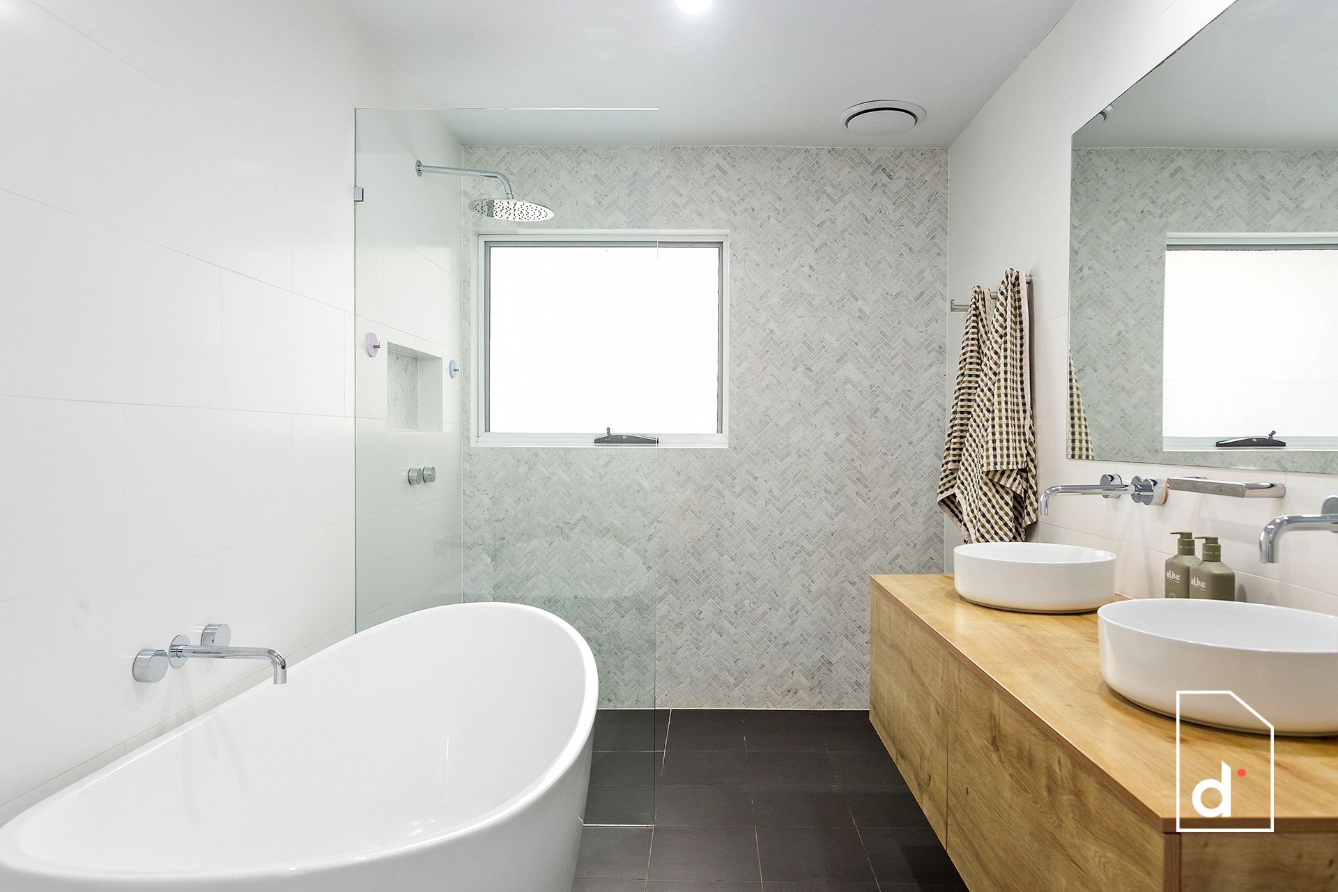 14 The Parkway, Balgownie NSW