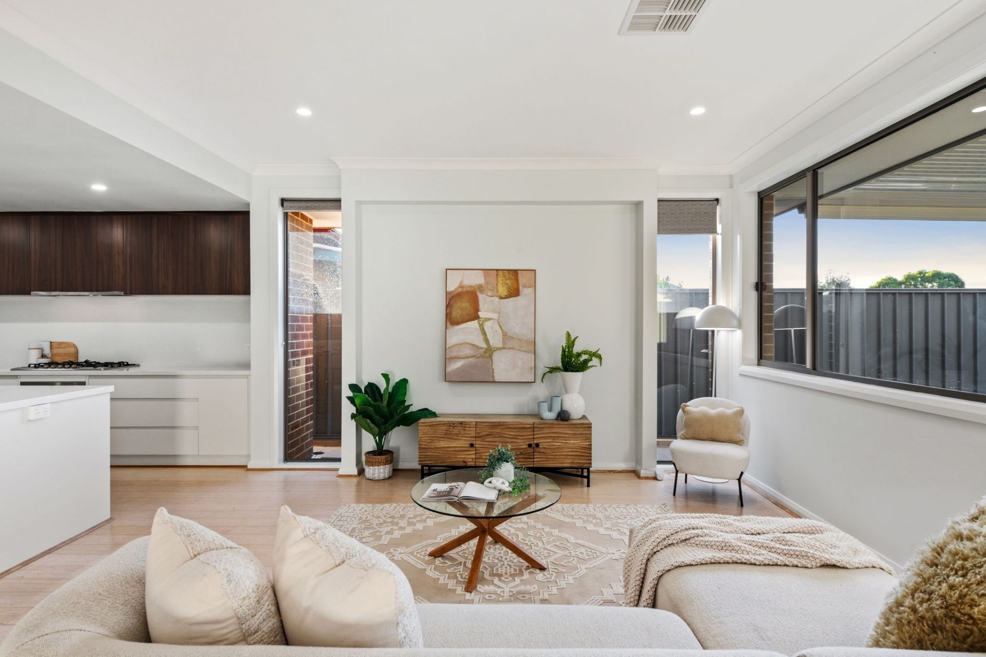 13A Montacute Road, Campbelltown, Campbelltown - Thumbnail 4