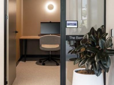 FULLY FITTED COORPAROO OFFICE - NEWLY REFURBISHED