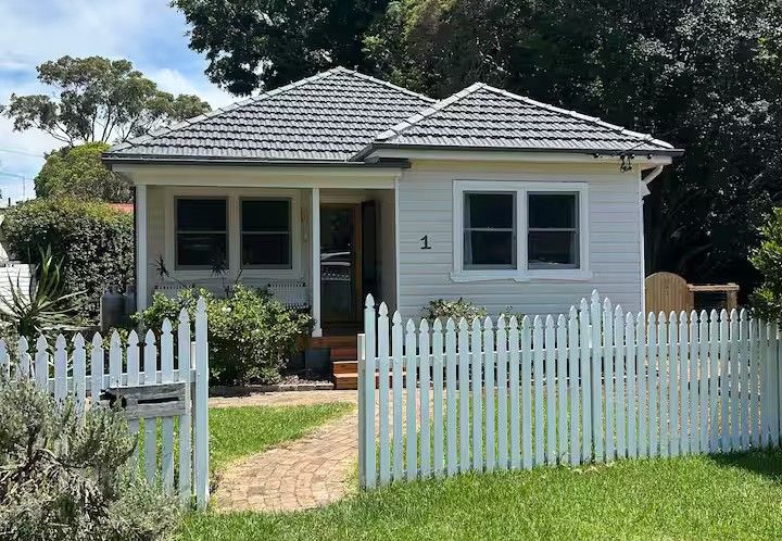 1 Hospital Road, Bulli NSW 2516