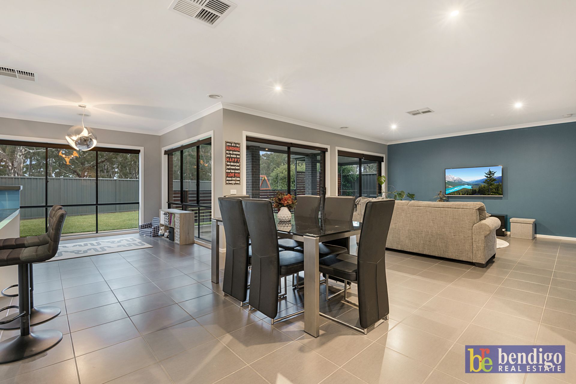 24 Perry Lane Epsom VIC, Epsom - Thumbnail 3