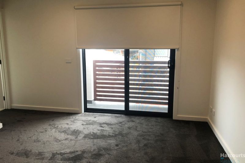 15/15 Linoak Avenue, Lalor
