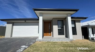 Lochinvar 48 Caputar Way