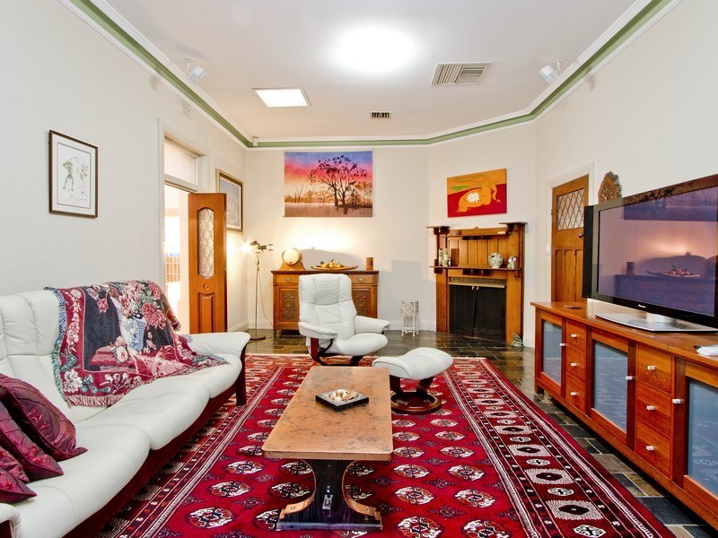 8 Wonoka Street Eden Hills 5050