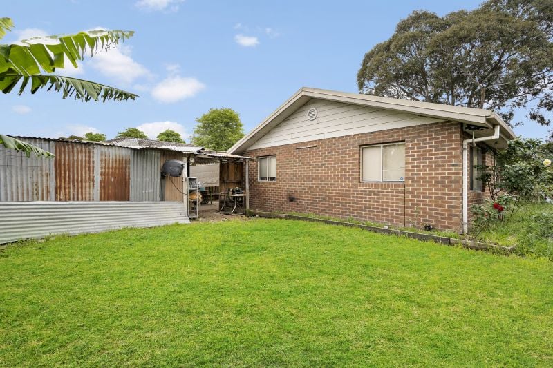 13 Mulberry Parade, Heidelberg West