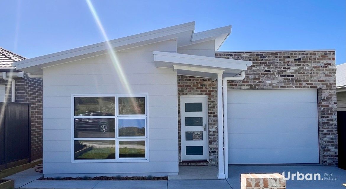 Tullimbar 37 Bowral Street