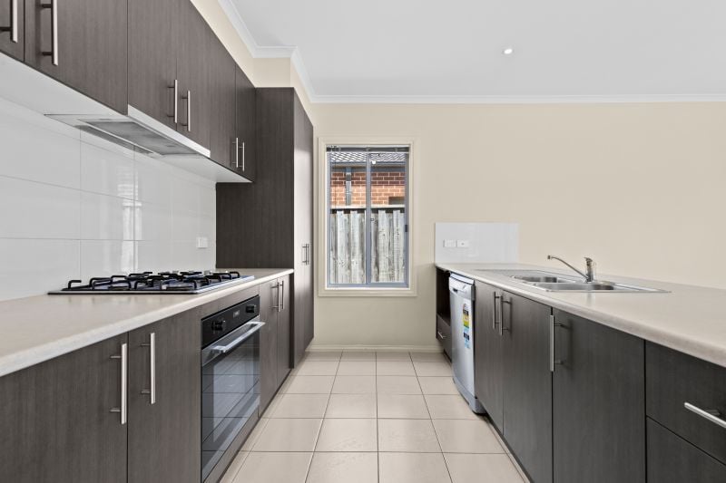 13 Stourhead Avenue, Mernda