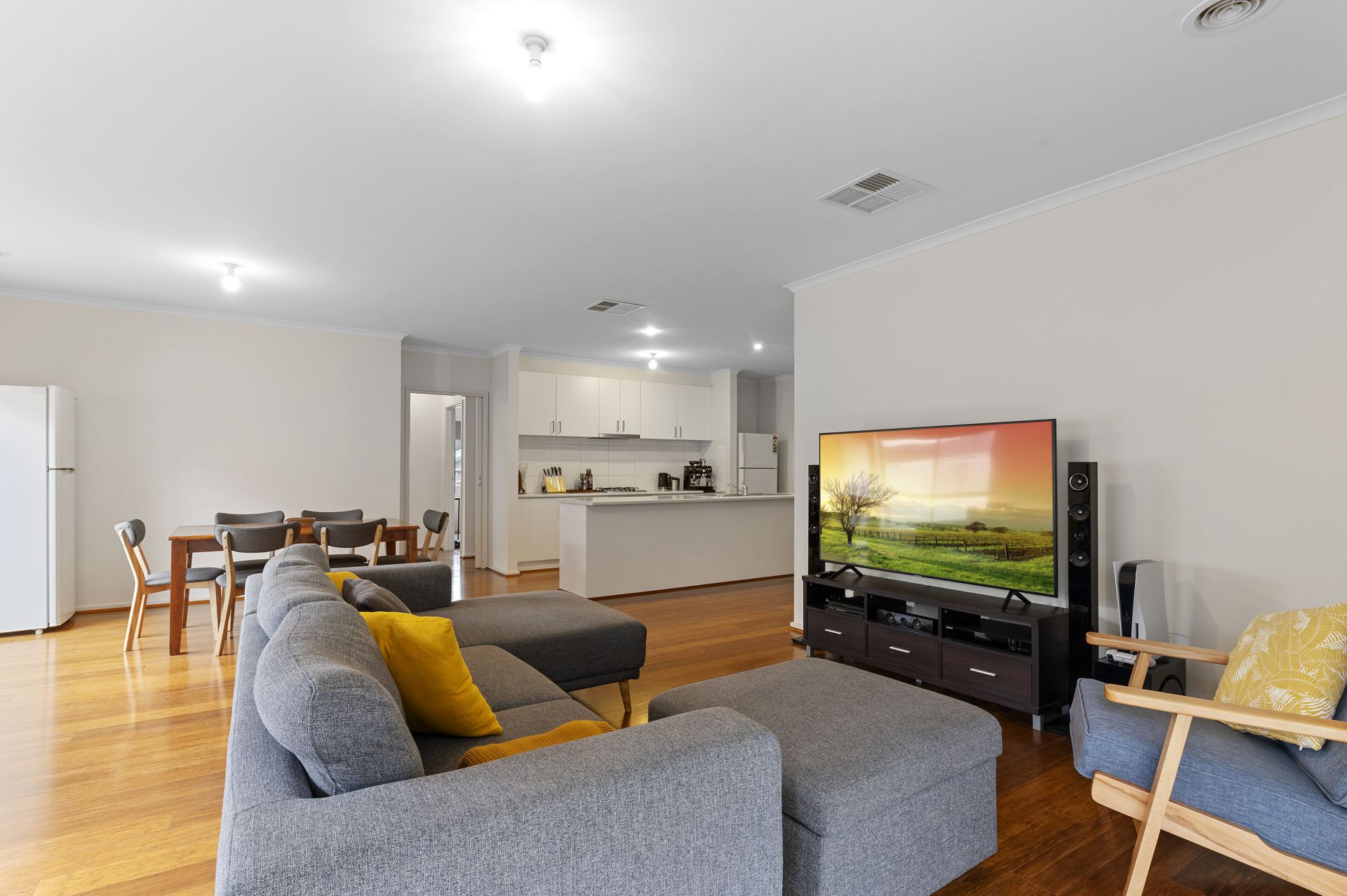 11A Haydrian Court, Golden Square, Golden Square, Golden Square - Thumbnail 5