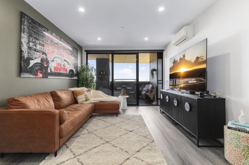 210/24 Oleander Drive, Mill Park