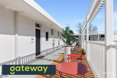 34/320 Canning Highway, Bicton