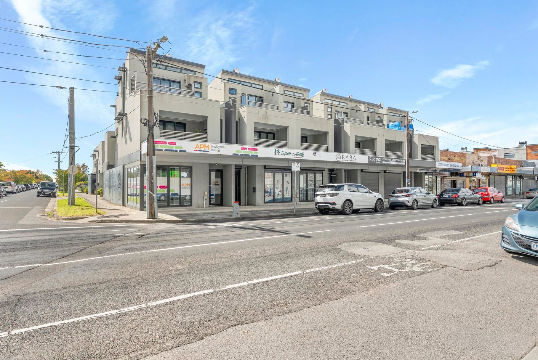 POSITION PLUS!
60m2 (approx.)  Retail / Commercial Space