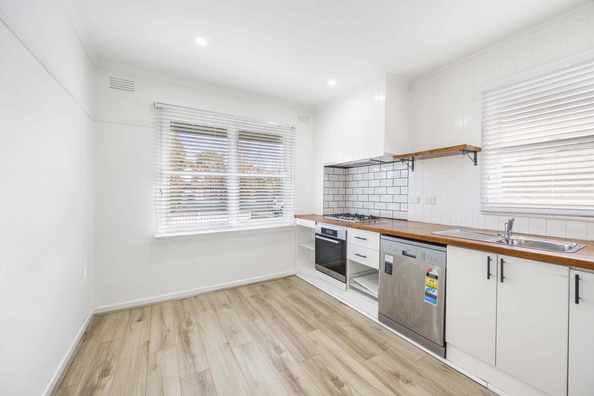42 Marigold Street, Wendouree, Wendouree - Thumbnail 5