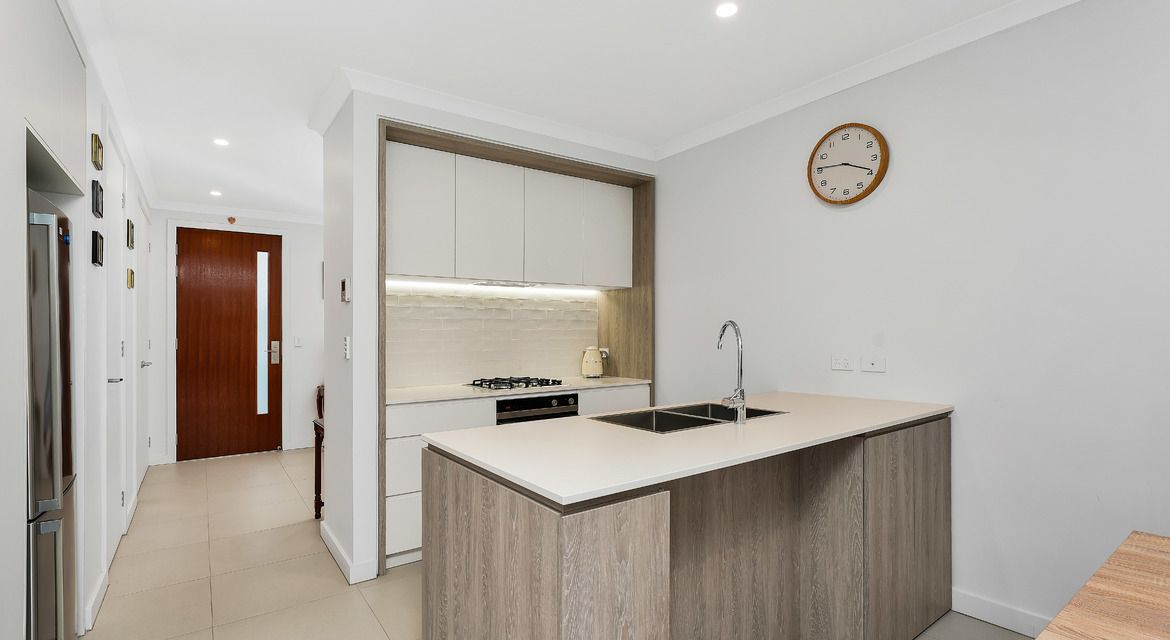 Denham Court 139 Passiflora Avenue