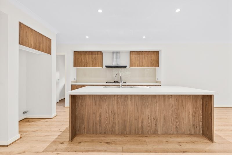 2 Canning Drive, Mickleham
