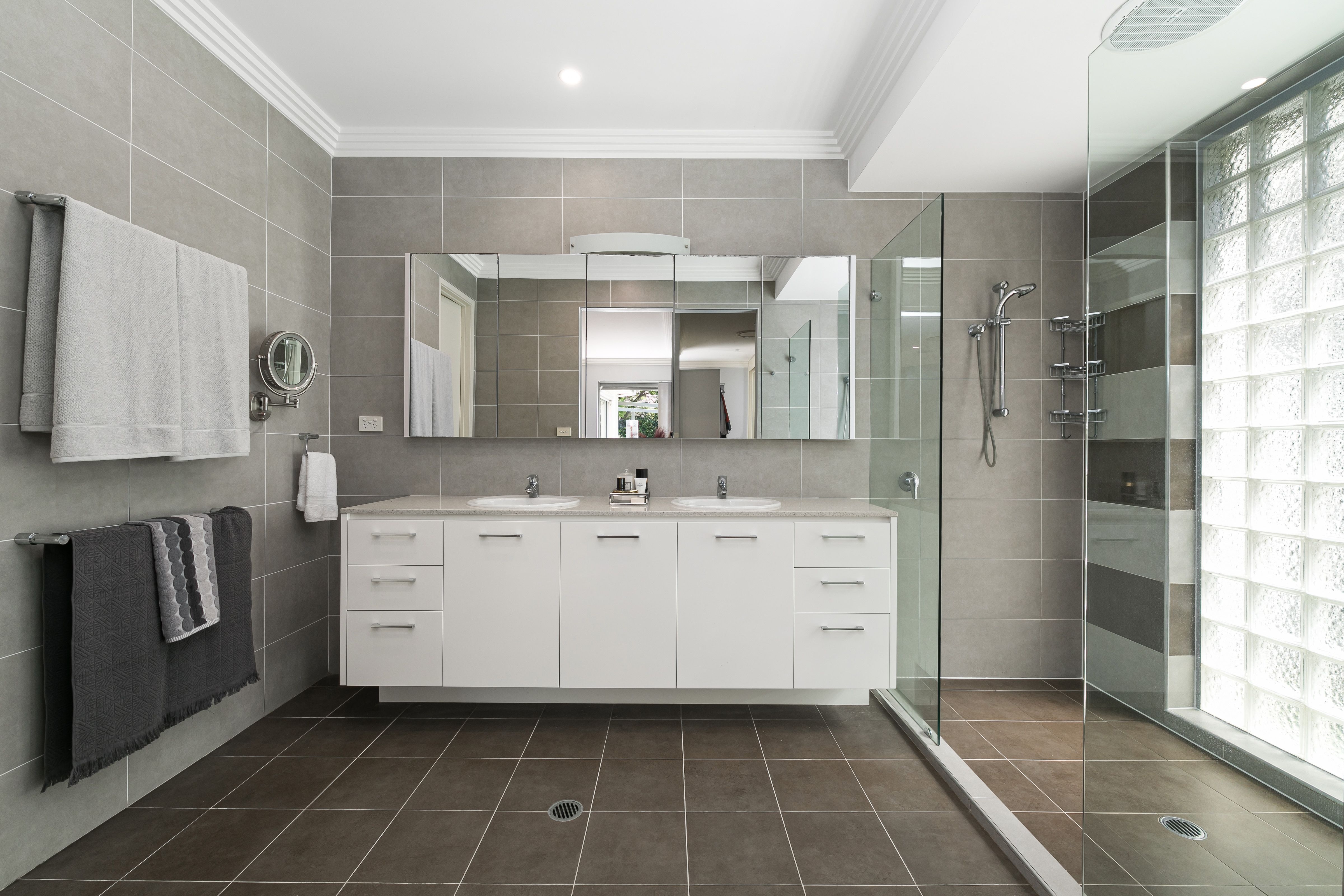 31 Jellicoe Street CARINGBAH SOUTH 2229