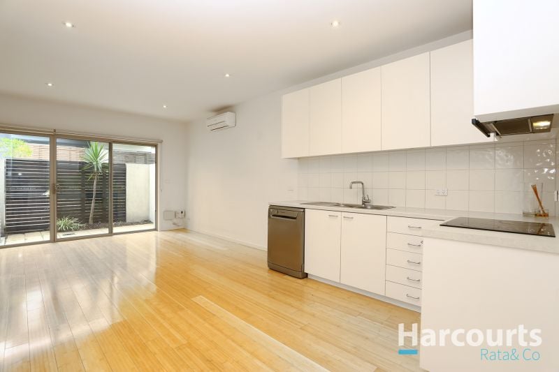 38 Waxflower Crescent, Bundoora
