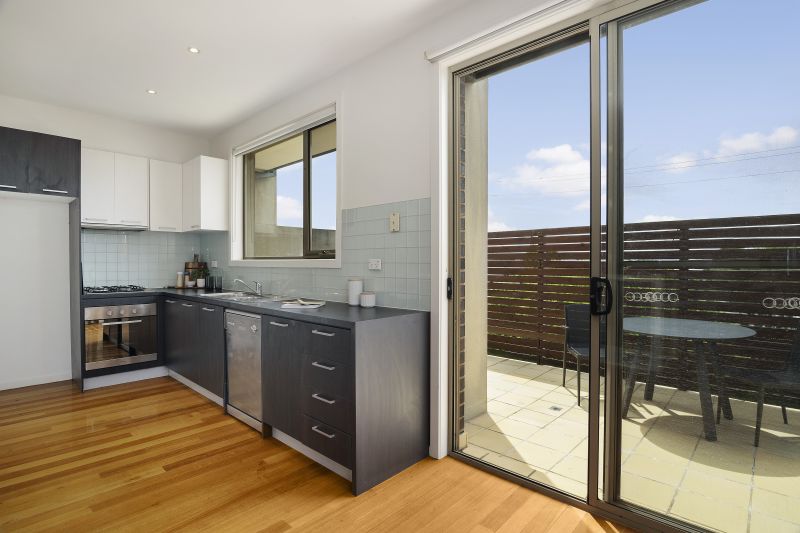 1/27 Kenilworth Street, Reservoir