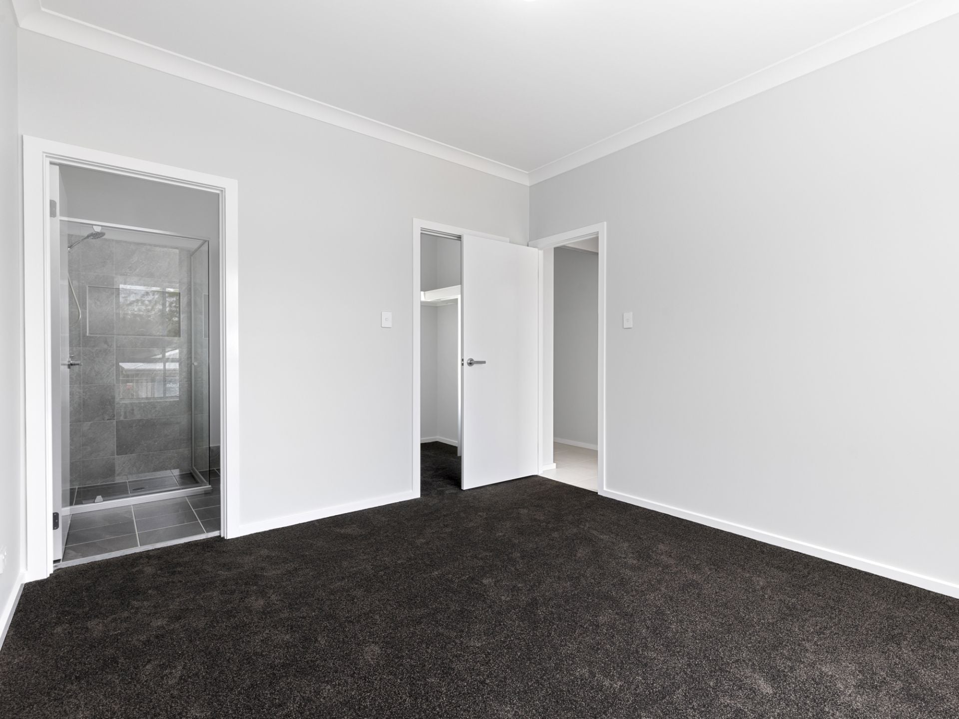 5 Ghost Gum Street, Glenning Valley, Glenning Valley - Thumbnail 5
