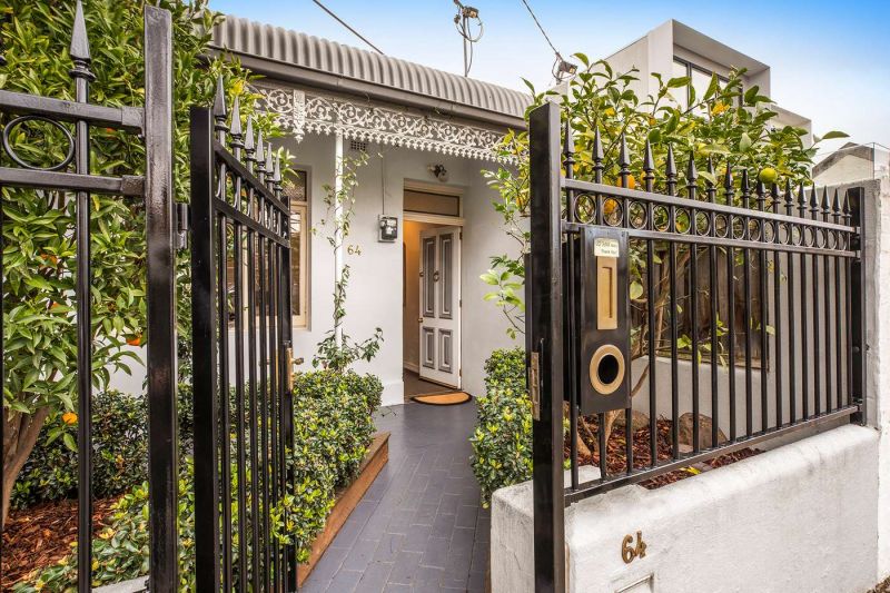 64 Lang Street, South Yarra - Thumbnail 2