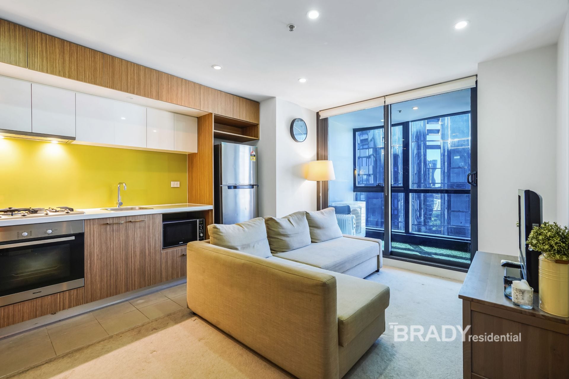 2908/5 Sutherland Street Melbourne VIC, Melbourne - Thumbnail 2