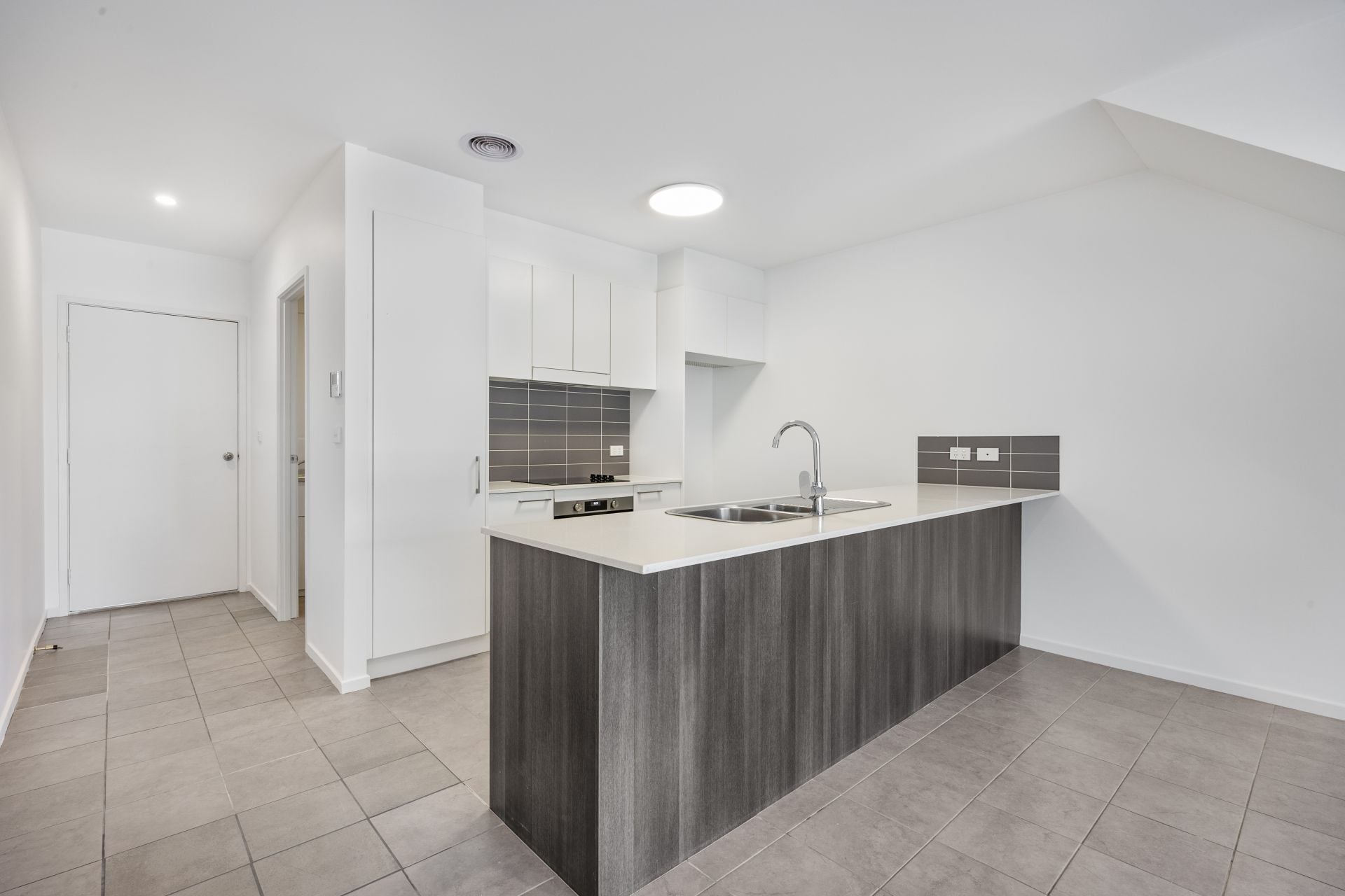 93/47 Mowatt Street, Queanbeyan, Queanbeyan - Thumbnail 3